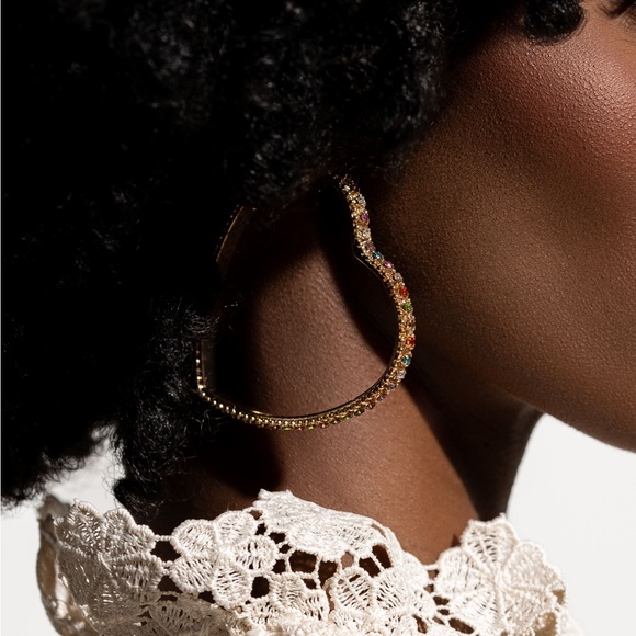 Halftime Hearts - Multi - Picture 3 of 3